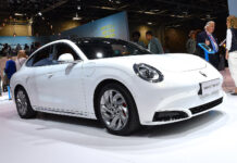 Новый седан Ora подтвержден для Великобритании с мощностью до 394 л.с.