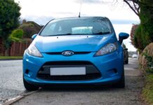 Лондон зарабатывает 8 фунтов стерлингов.