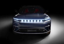 Большие электромобили Stellantis получат запас хода в 500 миль и мощность Hellcat